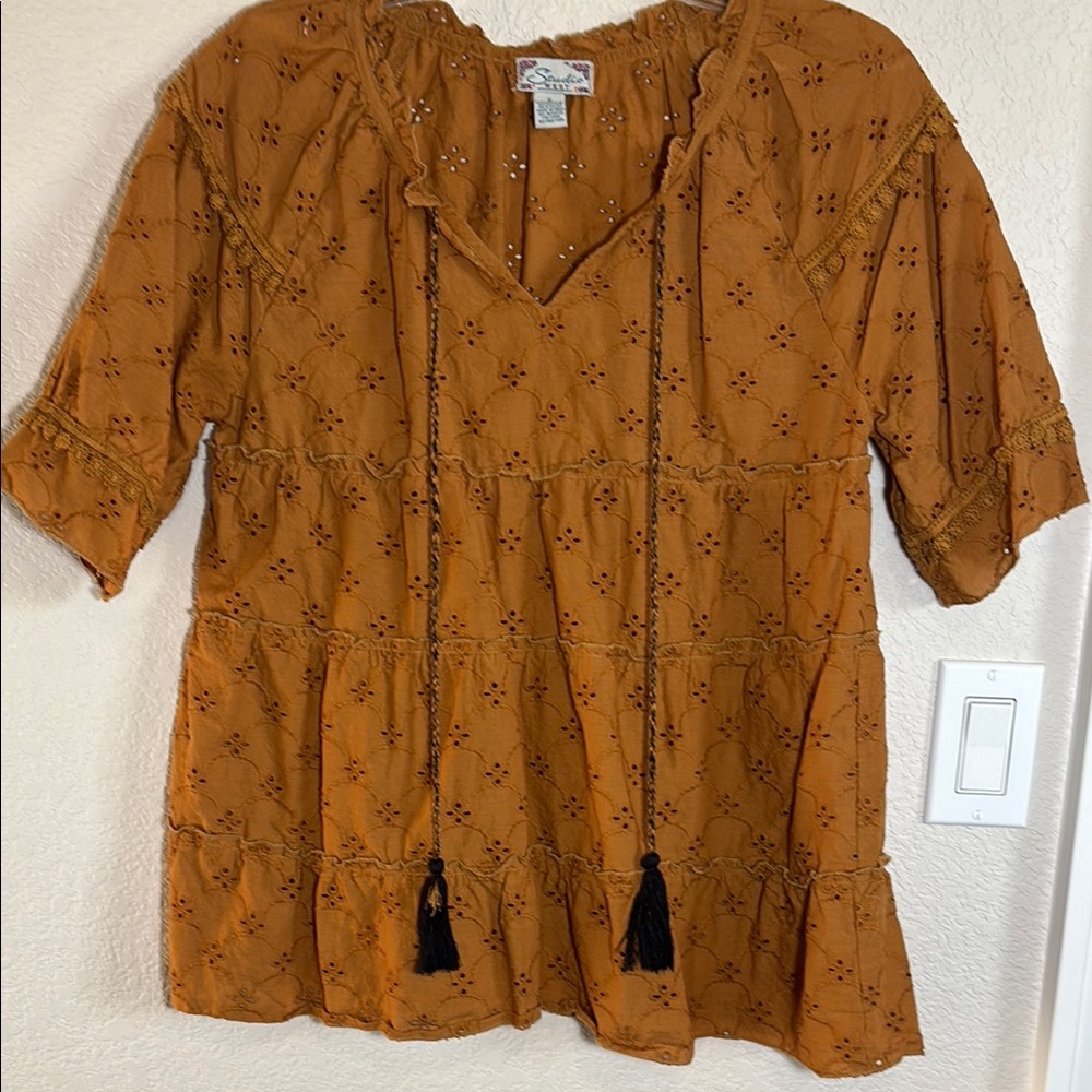 Studio West Bohemian‎ Tiered top with tassels